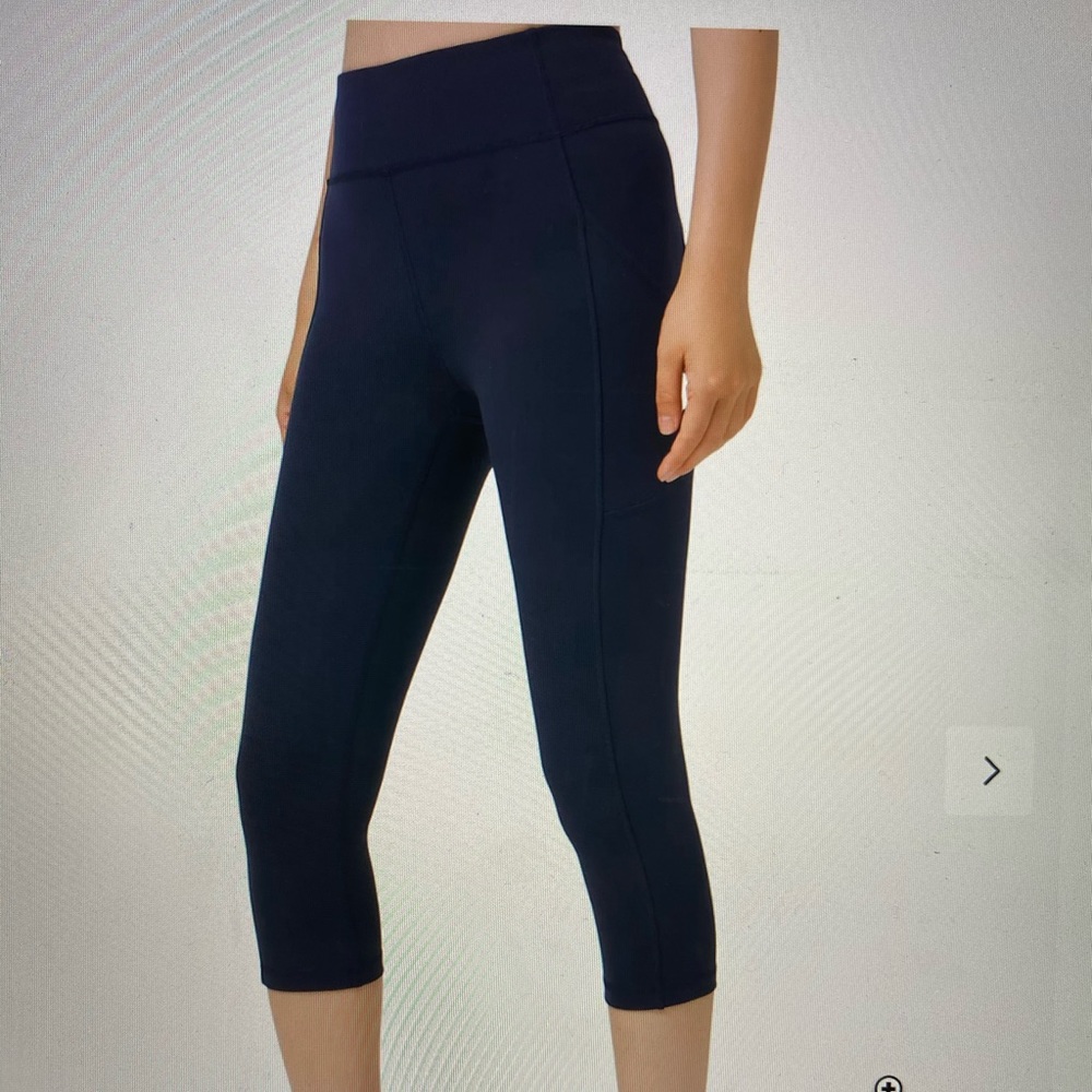 Lululemon Gray/White/Black Cropped Leggings 19”
